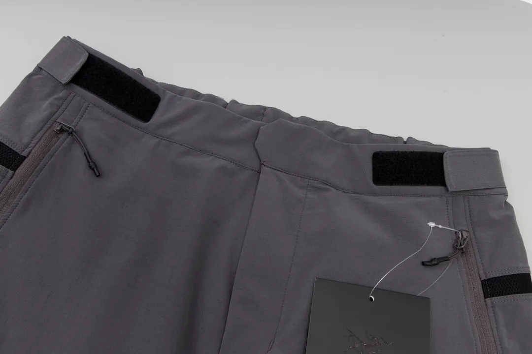 ( Quality )System-A ‘ ’， ， ， ， ， ， ， F 0 ， /Breathable/ ，